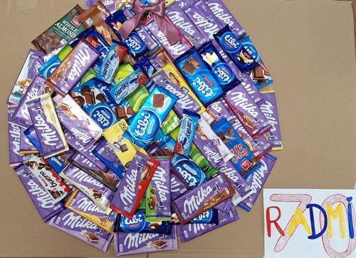 Több mint 100 tábla csoki